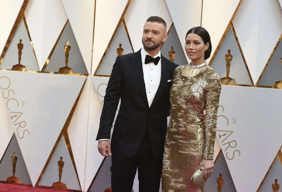 Τίμπερλεϊκ και Μπίελ το κορυφαίο ζευγάρι των Οσκαρ -Επαιζαν σαν παιδιά, δεν έκρυβαν τον έρωτά τους [εικόνες] | iefimerida.gr 0