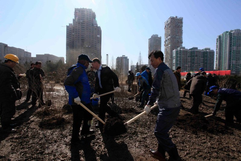 Ο Κιμ Γιονγκ Ουν έφτιαξε μία πόλη στη μνήμη του παππού του -Θα έχει ουρανοξύστες σαν του Ντουμπάι [εικόνες] | iefimerida.gr 1