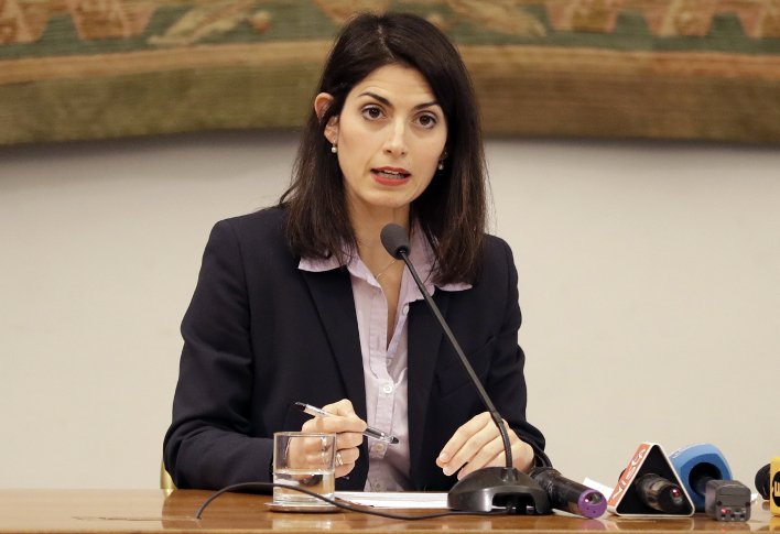 Η δήμαρχος της Ρώμης απαγορεύει από το 2024 τα ντιζελοκίνητα στο κέντρο | iefimerida.gr 0
