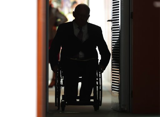 Politico: Παραμένει «πεινασμένος» για εξουσία ο Βόλφγκανγκ Σόιμπλε | iefimerida.gr 3