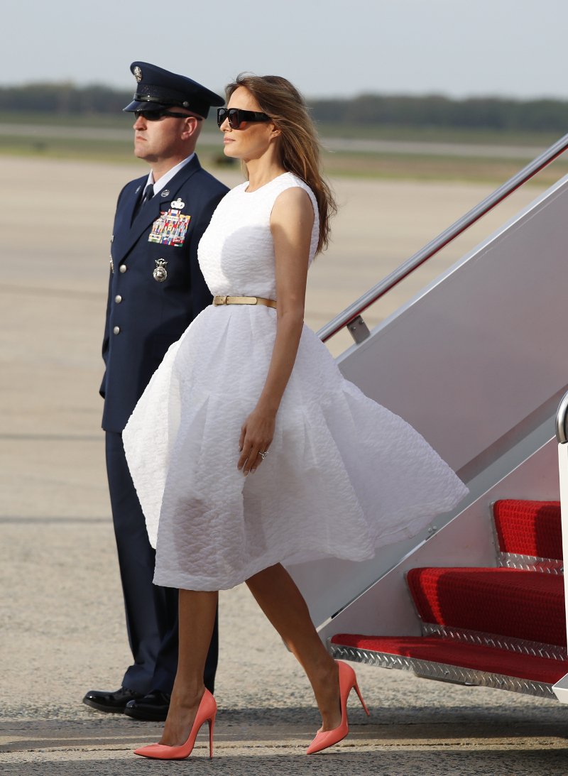 Πάσχα στη Φλόριντα για την οικογένεια Τραμπ -Εντυπωσιακή Μελάνια στα λευκά [εικόνες]  | iefimerida.gr 2