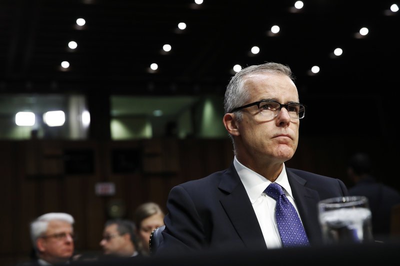 Απόλυση- σοκ του πρώην υπαρχηγού του FBI -«Πανηγυρίζει» ο Τραμπ | iefimerida.gr 0