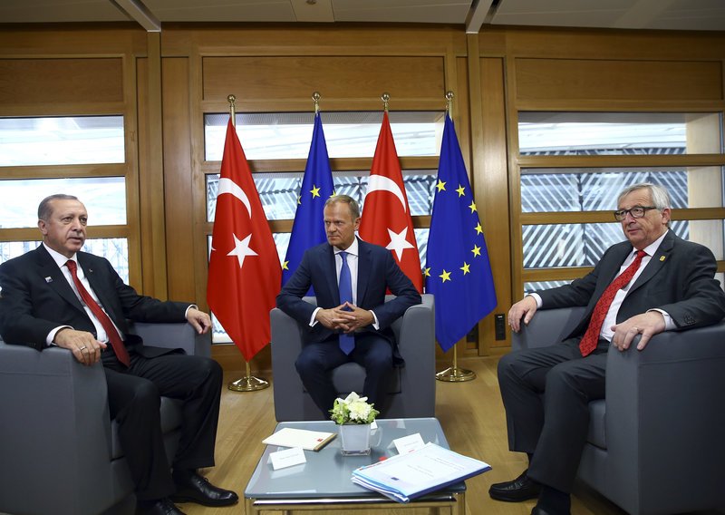 Αγριεμένος ο Ερντογάν στη Σύνοδο με ΕΕ: «Κανείς δεν παίζει με την Τουρκία» [εικόνες & βίντεο] | iefimerida.gr 1