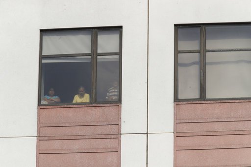 Ν. Υόρκη: Απολυμένος γιατρός άνοιξε πυρ σε νοσοκομείο -1 νεκρή, 6 τραυματίες [εικόνες & βίντεο] | iefimerida.gr 2