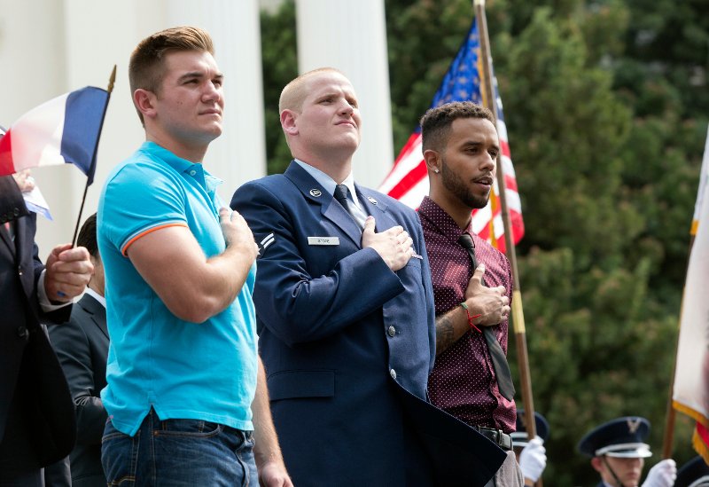 Τρεις ήρωες θα παίξουν τους εαυτούς τους σε ταινία του Κλιντ Ιστγουντ -Απέτρεψαν τρομοκρατική επίθεση [εικόνες] | iefimerida.gr 1