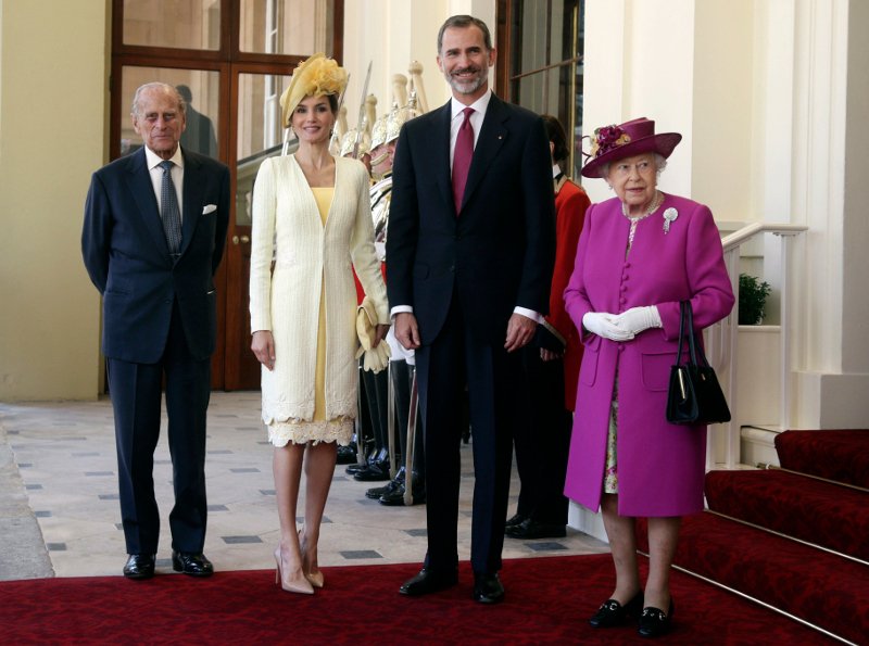 Η βασίλισσα Λετίθια παρέδωσε μαθήματα στιλ στη Βρετανία -Με την τιάρα της Νταϊάνα η Κέιτ [εικόνες] | iefimerida.gr 10