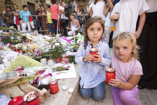 Οι Μαλτέζοι διαδήλωσαν μετά τη δολοφονία της Ντάφνι Καρουάνα Γκαλιζία [εικόνες] | iefimerida.gr 0