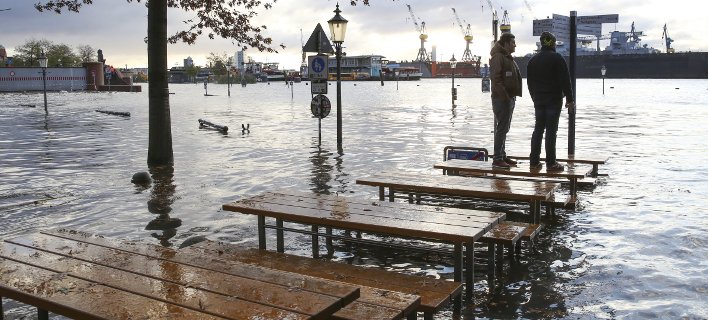 Κακοκαιρία σαρώνει την κεντρική Ευρώπη -Τουλάχιστον 5 νεκροί [εικόνες] | iefimerida.gr 3