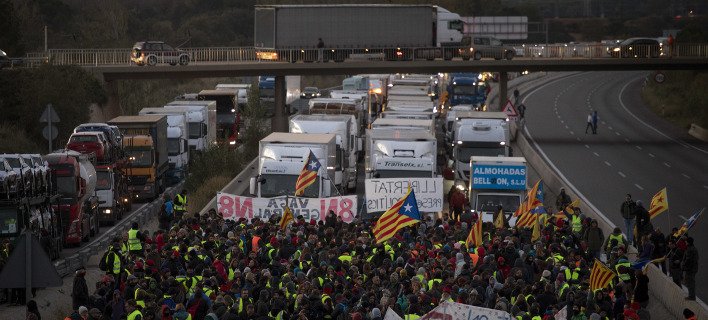 Γενική απεργία σήμερα στην Καταλονία -Για πραξικόπημα κάνει λόγο ο Πουτζδεμόν [εικόνες] | iefimerida.gr 2