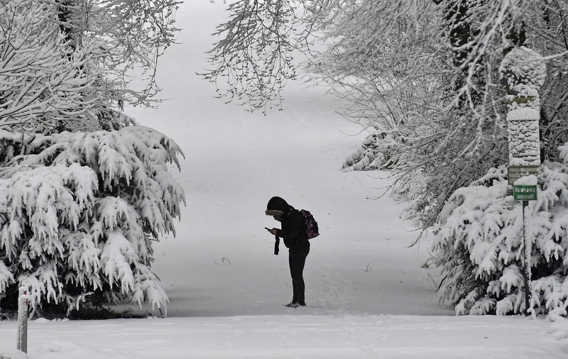 Στην κατάψυξη η Ευρώπη -Ακυρώθηκαν πτήσεις, έκλεισαν σχολεία, διακοπές ρεύματος [εικόνες] | iefimerida.gr 5