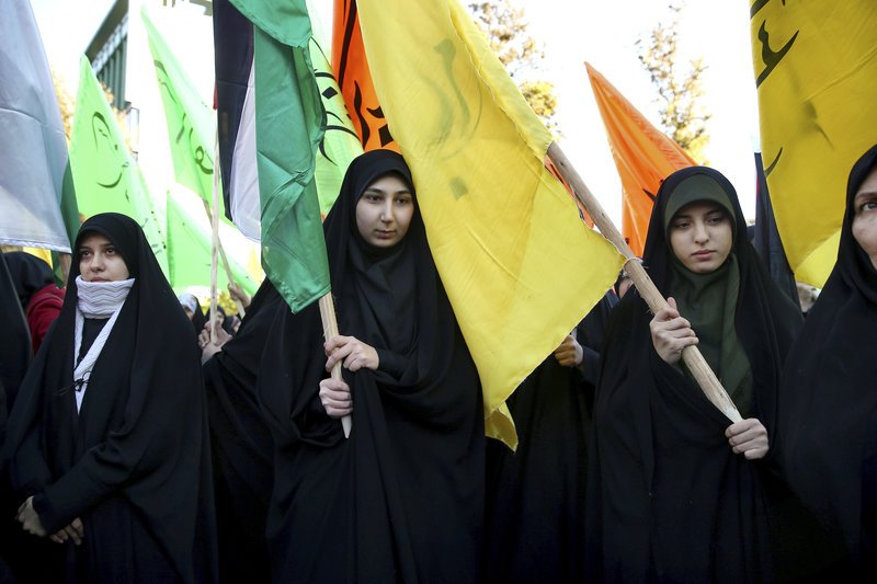 Τεχεράνη: Οι Ιρανοί στους δρόμους κατά της απόφασης Τραμπ για την Ιερουσαλήμ [εικόνες] | iefimerida.gr 0