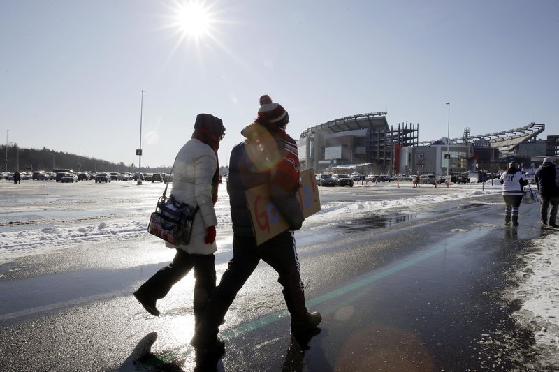 Συνεχίζεται το πολικό ψύχος στις ΗΠΑ -Πάγωσαν μέχρι και τα συντριβάνια [εικόνες] | iefimerida.gr 0
