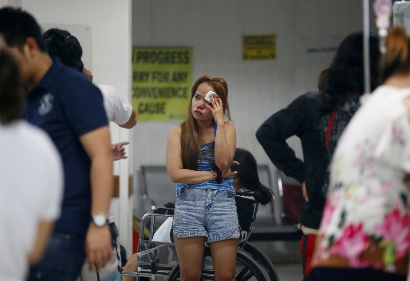 Φιλιππίνες: 191 τραυματίες από βεγγαλικά στις εορταστικές εκδηλώσεις [εικόνες] | iefimerida.gr 2