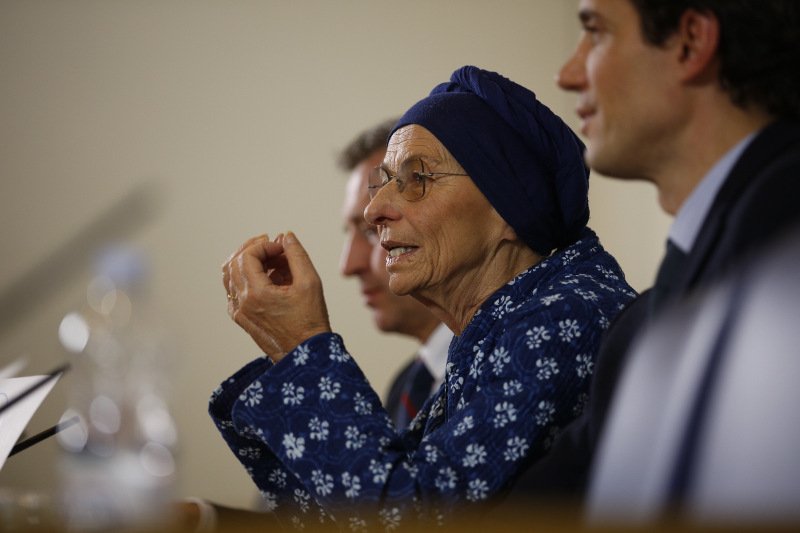 «Κλειδί» για τις Ιταλικές εκλογές οι φιλοευρωπαϊστές της Εμμας Μπονίνο | iefimerida.gr 1