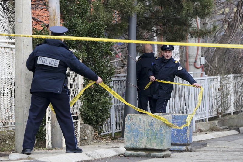 Φόβοι για αναζωπύρωση των εντάσεων στο Κόσοβο μετά τη δολοφονία του Ολιβερ Ιβάνοβιτς | iefimerida.gr 4