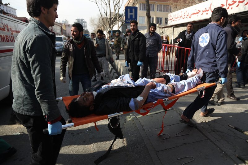 Μακελειό από επίθεση αυτοκτονίας στο κέντρο της Καμπούλ  -95 νεκροί, 158 τραυματίες[εικόνες & βίντεο] | iefimerida.gr 3