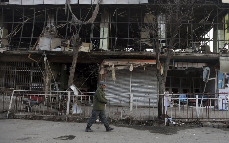 Το ISIS χτύπησε στρατιωτική ακαδημία στην Καμπούλ -11 νεκροί [εικόνες & βίντεο] | iefimerida.gr 2