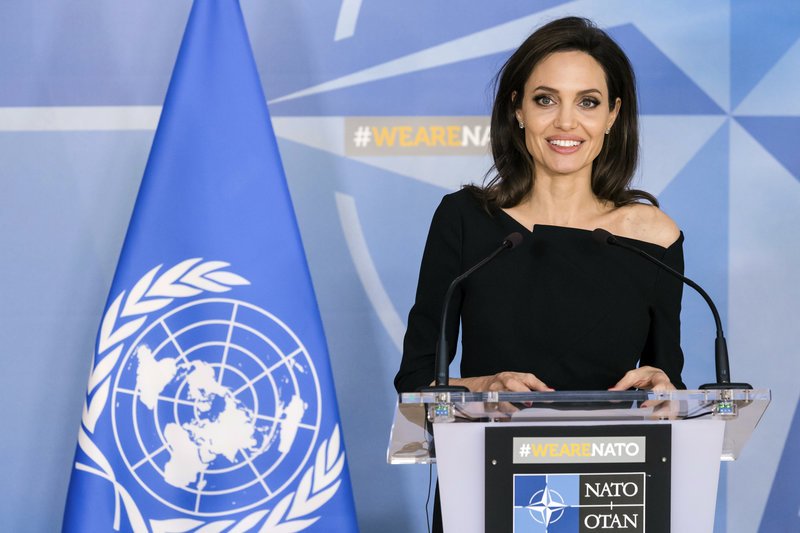 Η συγκλονιστική ομιλία της Αντζελίνα Τζολί στο ΝΑΤΟ: Οπλο πολέμου ο βιασμός | iefimerida.gr 2
