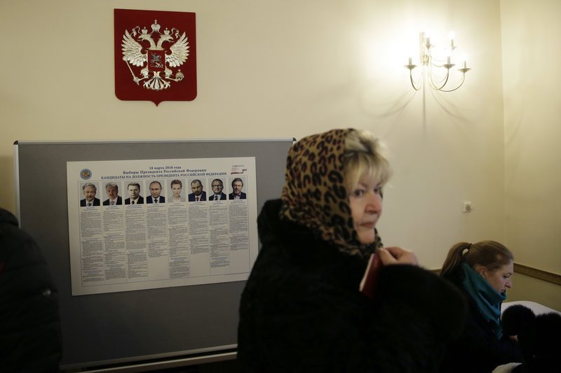 Ρωσικές εκλογές: Νοθεία, διπλοψηφίες, πούλμαν -Απίστευτες σκηνές στα εκλογικά κέντρα [βίντεο-ντοκουμέντα] | iefimerida.gr 3