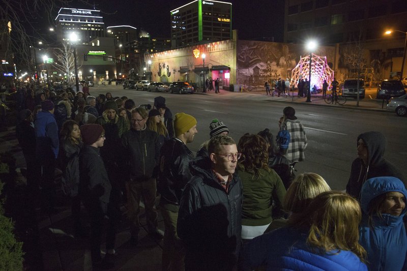 «Ξαναχτύπησαν» οι Pussy Riot: Τραγούδησαν κατά του Τραμπ στις ΗΠΑ [εικόνες]  | iefimerida.gr 3