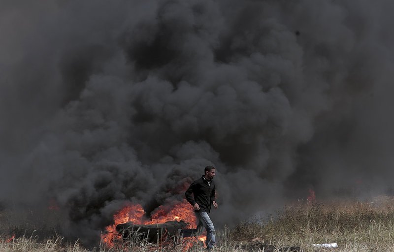 Αυξάνονται οι νεκροί από τις νέες αιματηρές συγκρούσεις στη Γάζα -10 οι νεκροί, 1.300 οι τραυματίες | iefimerida.gr 3
