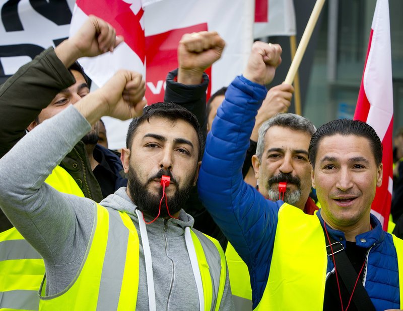 Στη Γερμανία δίνουν αυξήσεις -Συμφώνησαν αύξηση 7,5% σε 2,3 εκατ. εργαζόμενους | iefimerida.gr 2