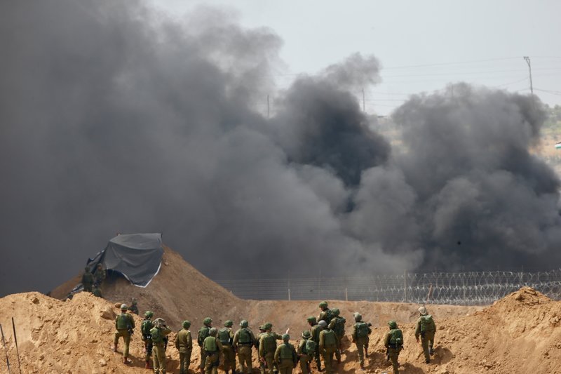 Στις φλόγες και πάλι η Λωρίδα της Γάζας: Δεκάδες Παλαιστίνιοι τραυματίες σε νέες συγκρούσεις με τον ισραηλινό στρατό [εικόνες & βίντεο]   | iefimerida.gr 2