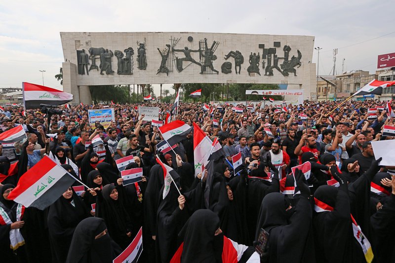 Στους δρόμους οι Ιρακινοί -Εκαψαν σημαία των ΗΠΑ [εικόνες] | iefimerida.gr 0