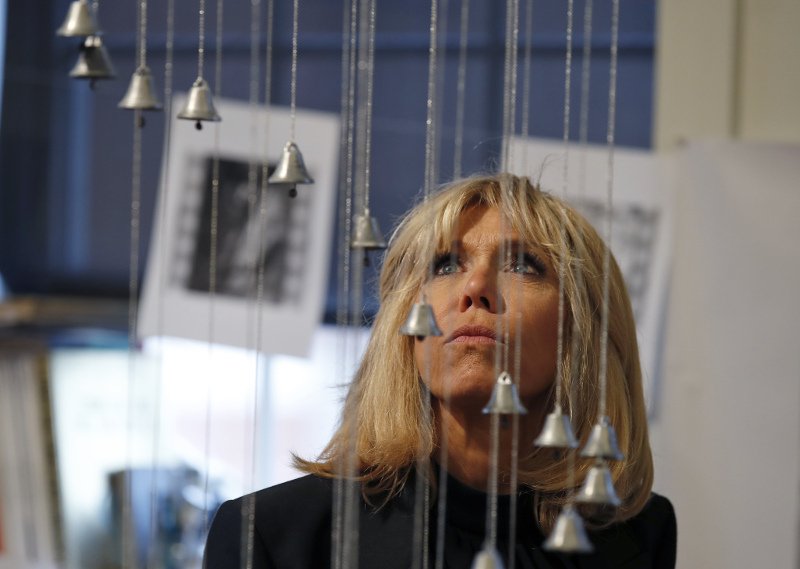 Η Μπριζίτ Μακρόν ανακαινίζει το Μέγαρο Ηλυσίων -Το θέλει πιο μοντέρνο | iefimerida.gr 0