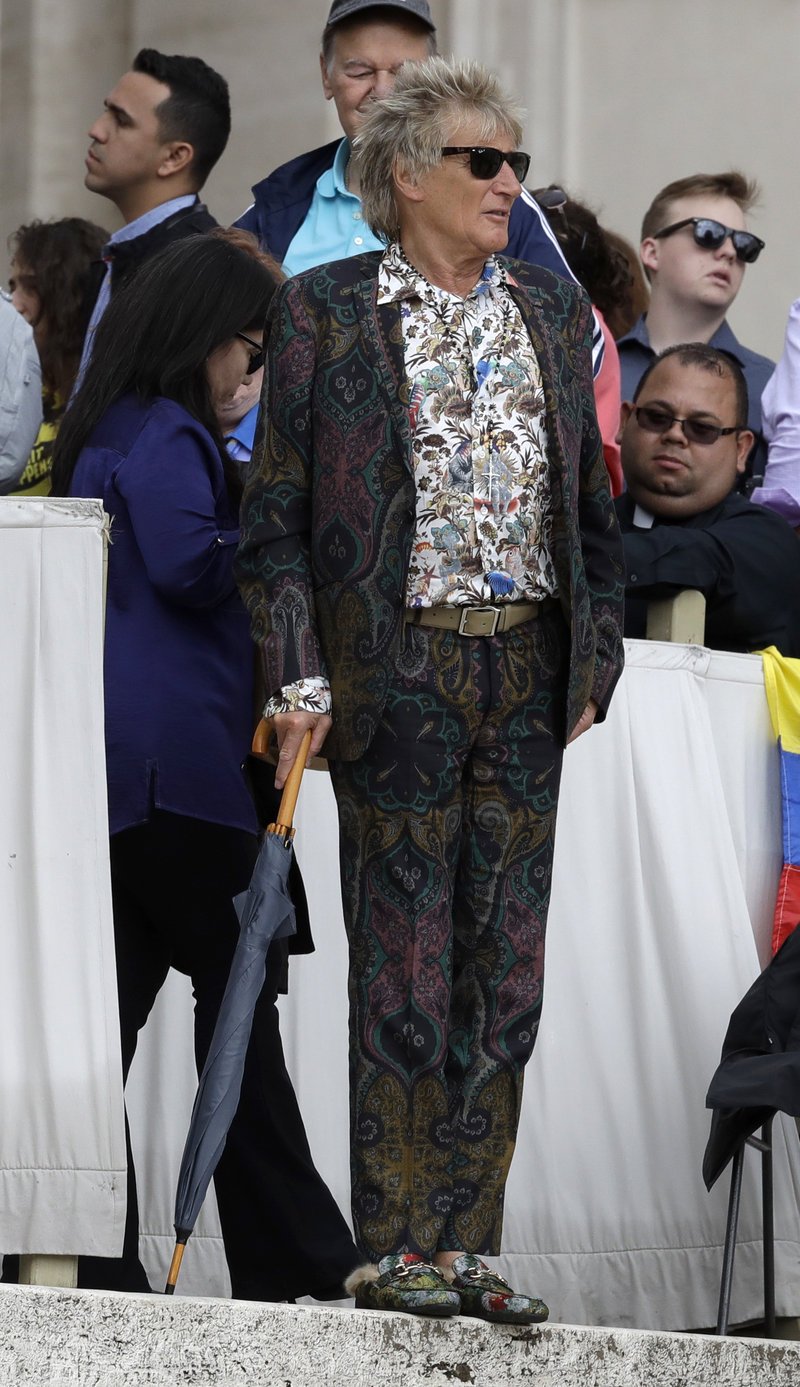 «Θεούλης» Ροντ Στιούαρτ: Πήγε στο Βατικανό να ακούσει τον Πάπα με παντόφλες [εικόνες] | iefimerida.gr 3