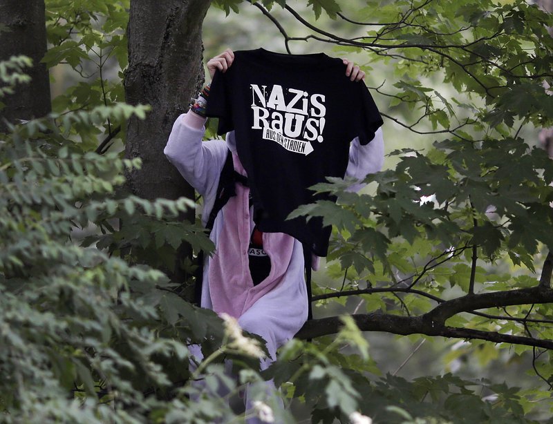 Βερολίνο: Στους δρόμους το ακροδεξιό AfD και αντιδιαδηλώσεις [εικόνες] | iefimerida.gr 8