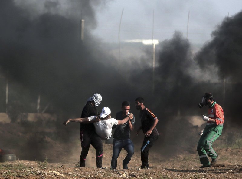 Νέο αιματοκύλισμα στη Γάζα: Τρεις νεκροί, εκατοντάδες τραυματίες [σκληρές εικόνες] | iefimerida.gr 0