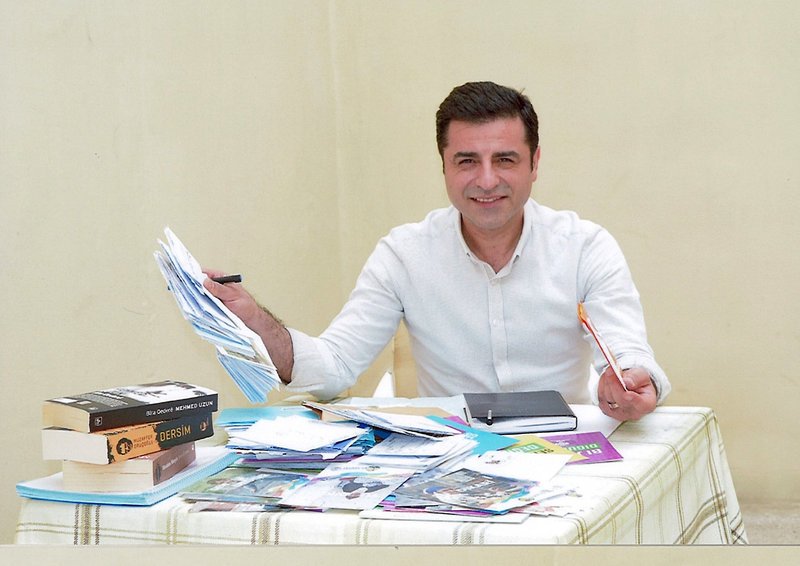 Ο ηγέτης του φιλοκουρδικού HDP, Σελαχατίν Ντεμιρτάς (Φωτογραφία: ΑΡ)