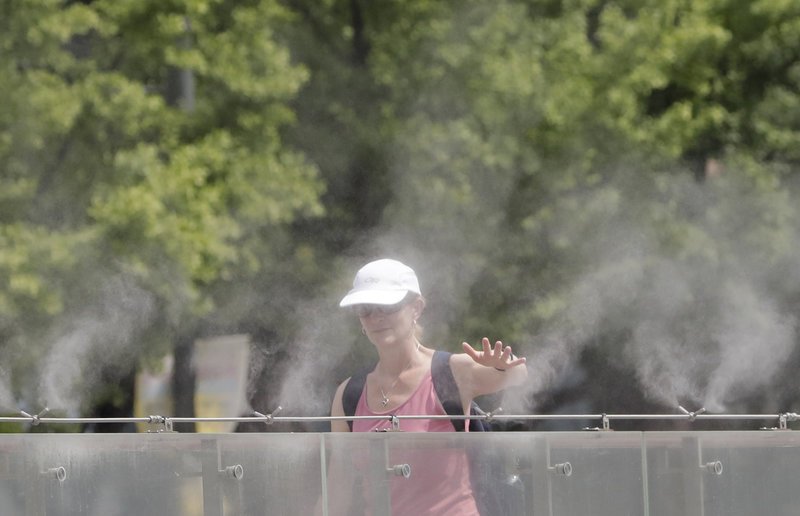 «Λιώνει» από τον φονικό καύσωνα η Ιαπωνία: 65 νεκροί σε μια εβδομάδα [εικόνες & βίντεο]  | iefimerida.gr 5