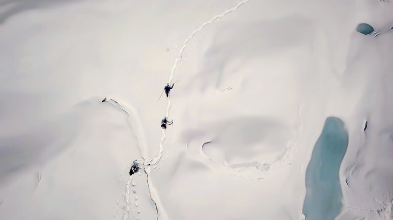 30χρονος Πολωνός  κατέβηκε με σκι από την κορυφή του Κ2, του πιο επικίνδυνου βουνού στον κόσμο [εικόνες & βίντεο]  | iefimerida.gr 2