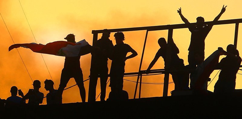 Χάος στο νότιο Ιράκ: Επίθεση με ρουκέτες στο αεροδρόμιο της Βασόρας μετά την πυρπόληση του ιρανικού προξενείου | iefimerida.gr 3