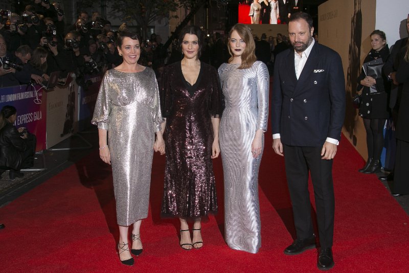 «The favourite» Έμμα Στόουν, Ρέιτσελ Βάις, Ολίβια Κόουλμαν, Γιώργος Λάνθιμος