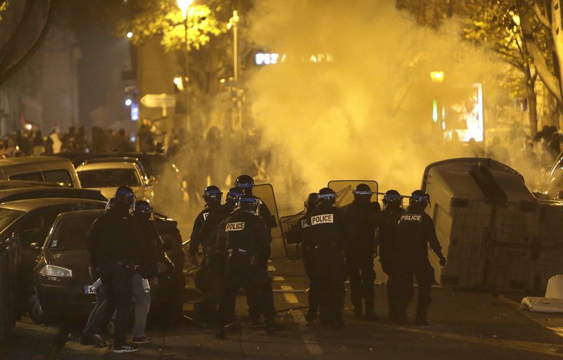 Οι Αρχές θέλουν να αποτρέψουν μια επανάληψη των βίαιων επεισοδίων του περασμένου Σαββάτου (Φωτογραφίες: ΑΡ)