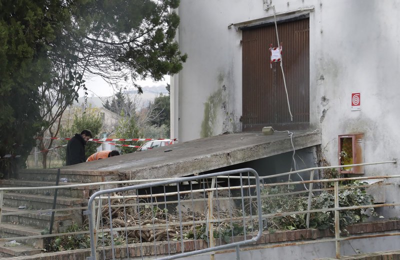 Η πίσω έξοδος κινδύνου της ντισκοτέκ ήταν κλειστή (Φωτογραφία: ΑΡ)