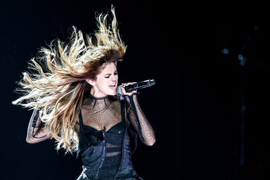 Βασίλισσα του Instagram η Σελένα Γκόμεζ -Εκθρόνισε την Τέιλορ Σουίφτ [εικόνες]  | iefimerida.gr 1