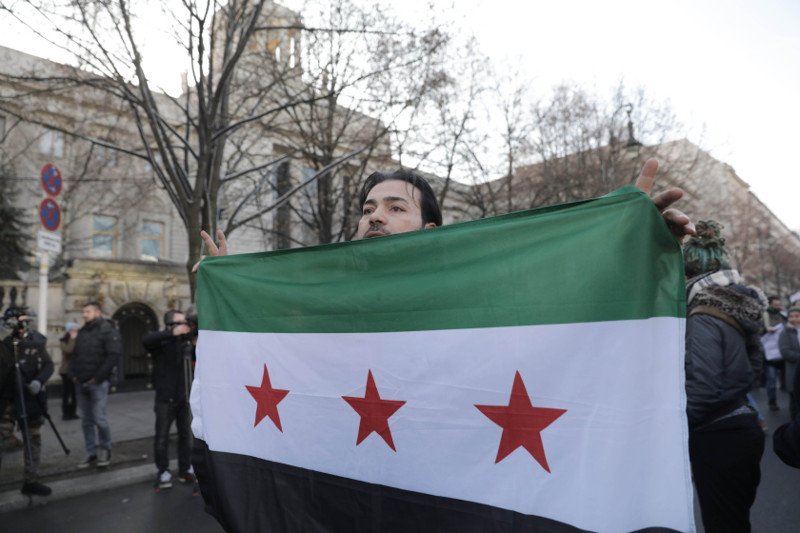 «Ανθρωπότητα, πού είσαι;» -Συγκέντρωση διαμαρτυρίας στο Βερολίνο για το Χαλέπι [εικόνες] | iefimerida.gr 1