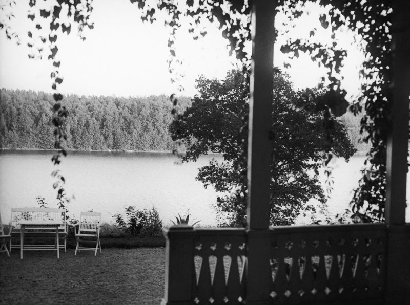 Πωλείται το ησυχαστήριο της Γκρέτα Γκάρμπο στη Σουηδία -Μέσα τη φύση, πλάι σε λίμνη [εικόνες] | iefimerida.gr 1