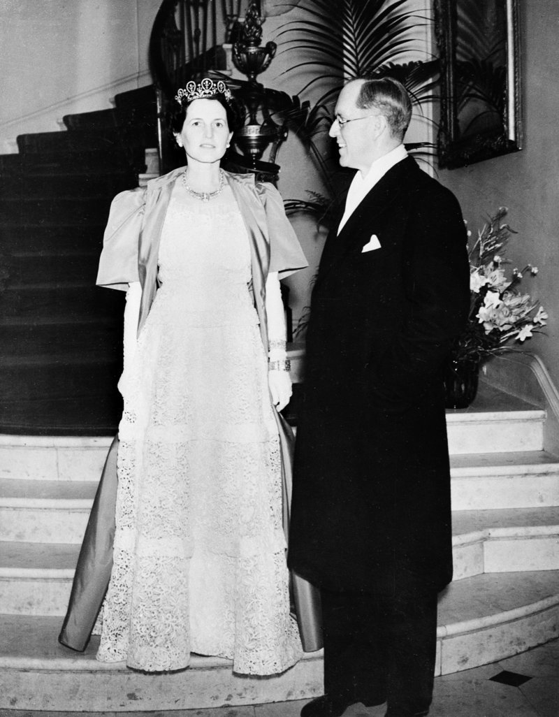 Νέα σειρά ντοκιμαντέρ του CΝN για τη δυναστεία των Κένεντι [εικόνες] | iefimerida.gr 4