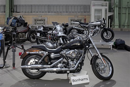 Ο Πάπας είπε «όχι» σε Lamborghini που του χάρισαν -Αλλά την ευλόγησε [εικόνες] | iefimerida.gr 2