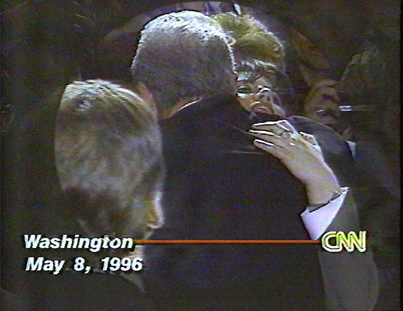 Τι είπε ο Μπιλ Κλίντον για τη σχέση του με τη Μόνικα Λεβίνσκι, πριν 20 χρόνια [εικόνες] | iefimerida.gr 2