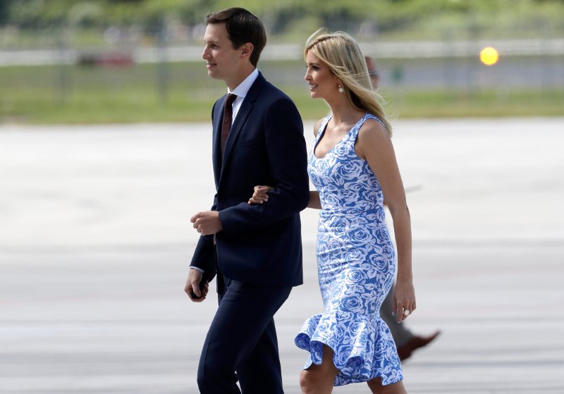 Οι Τραμπ στο Αμβούργο -Με φόρεμα αξίας 2.650 ευρώ η Μελάνια [εικόνες] | iefimerida.gr 4