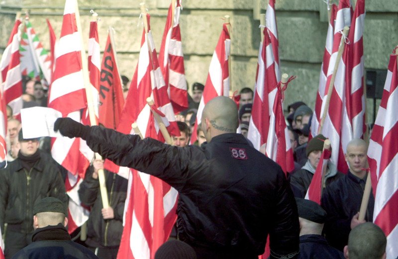 Η ακροδεξιά βρυχάται στην Ουγγαρία και ο Βίκτορ Ορμπαν σιωπά... | iefimerida.gr 1