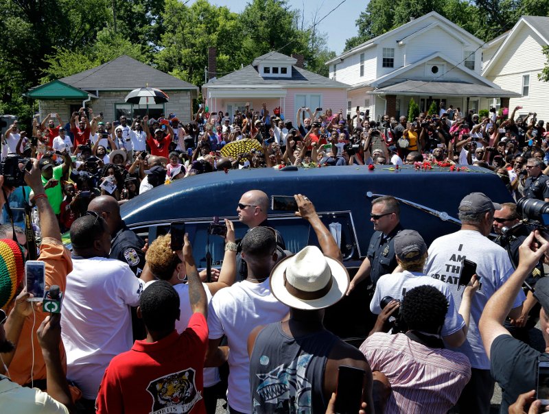 Το 2016 σε 30 συγκλονιστικές φωτογραφίες του Associated Press [εικόνες] | iefimerida.gr 28