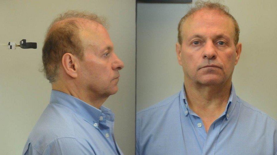 Αυτοί είναι οι απατεώνες που ξάφρισαν 60.000 ευρώ από τον Λευτέρη Πανταζή [εικόνες]  | iefimerida.gr 1