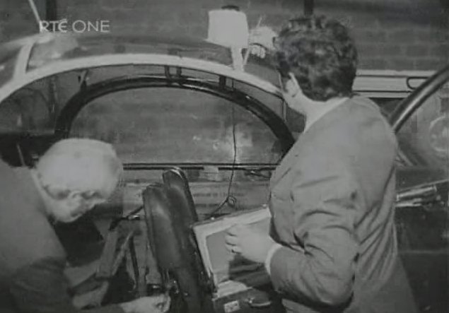 Business Insider: Οι 8 πιο θεαματικές αποδράσεις με ελικόπτερο στην ιστορία - Μέσα και ένας Ελληνας  | iefimerida.gr 1